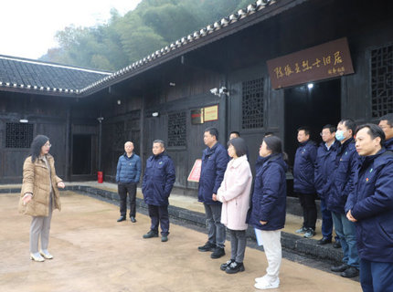 陳印輝帶隊(duì)到公司所屬電站開展安全生產(chǎn)檢查并調(diào)研座談